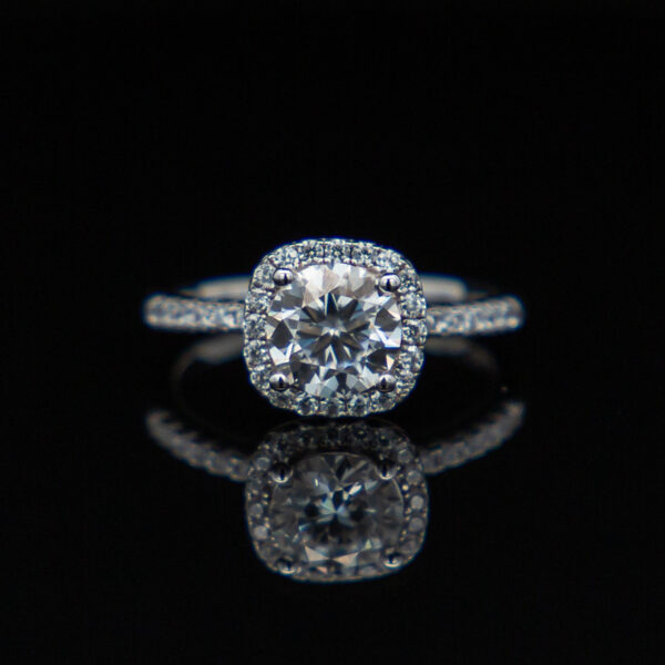 Karina - Moissanite