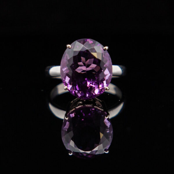 Laviana - Amethyst