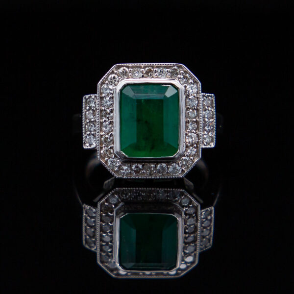 Sarita - Emerald & Diamonds